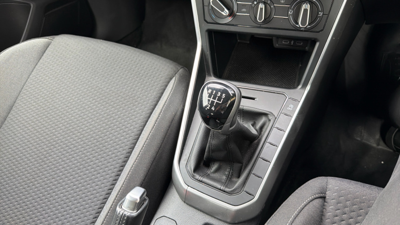 Volkswagen Polo 1.0 Life 5dr Petrol Hatchback